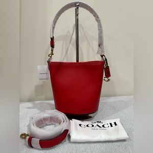 Brand New Coach Dakota Bucket 16